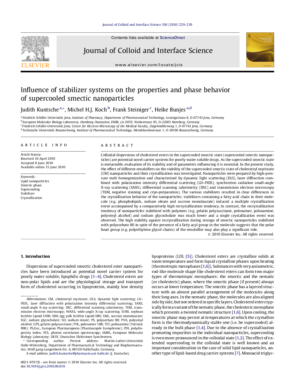 Influence of stabilizer systems on the properties and phase behavior of supercooled smectic nanoparticles