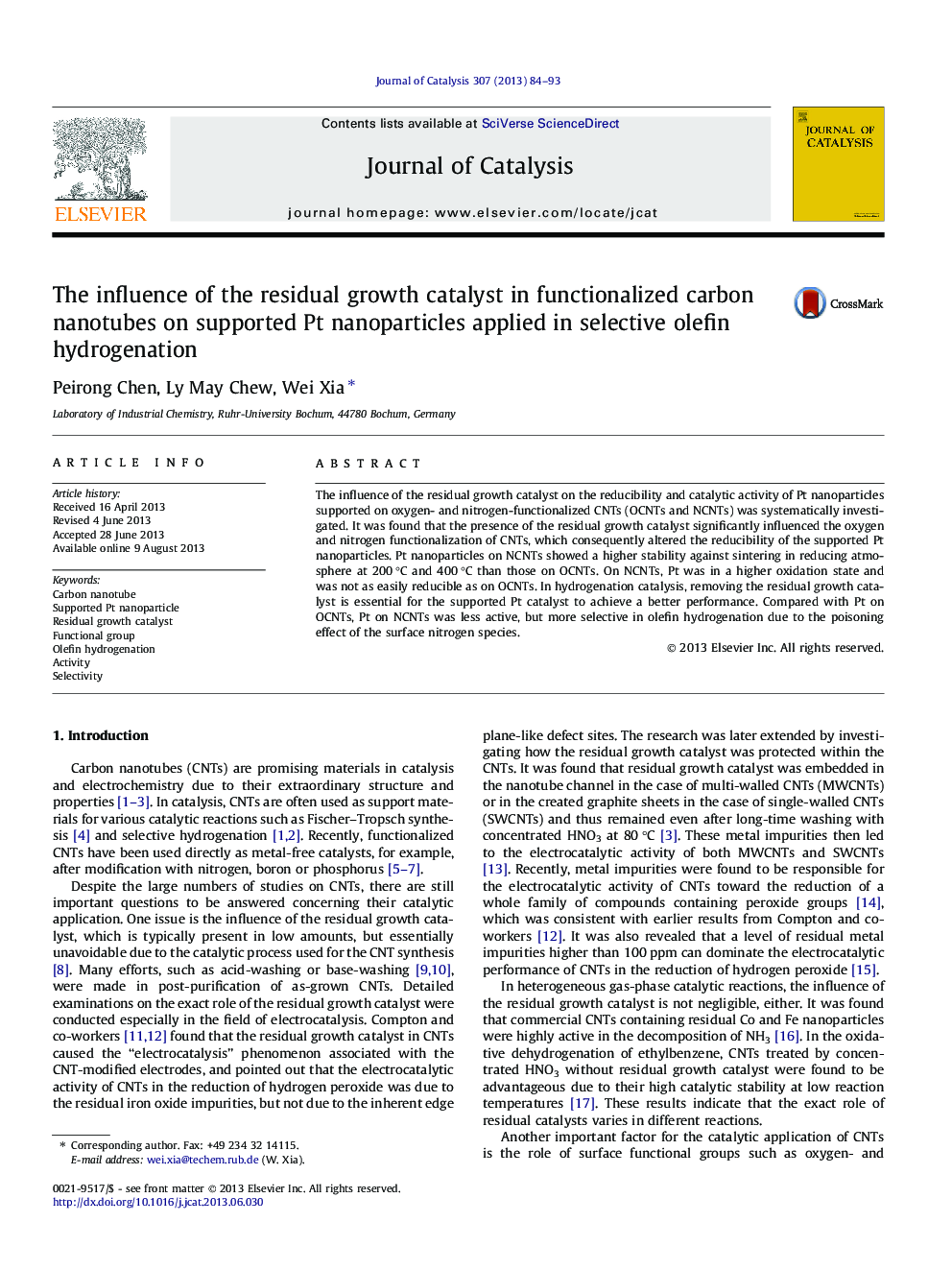 The influence of the residual growth catalyst in functionalized carbon nanotubes on supported Pt nanoparticles applied in selective olefin hydrogenation