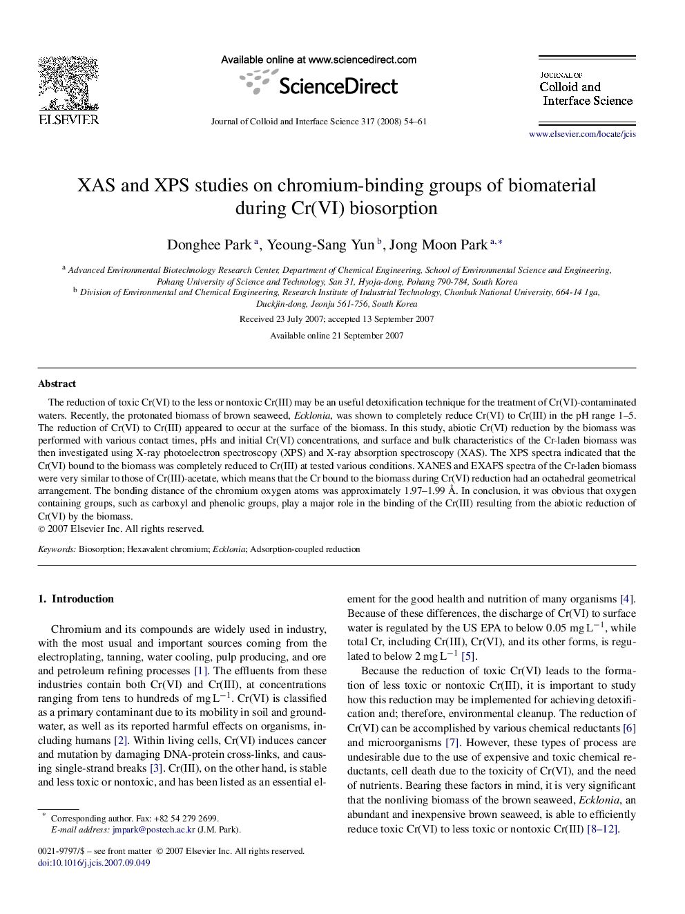 XAS and XPS studies on chromium-binding groups of biomaterial during Cr(VI) biosorption