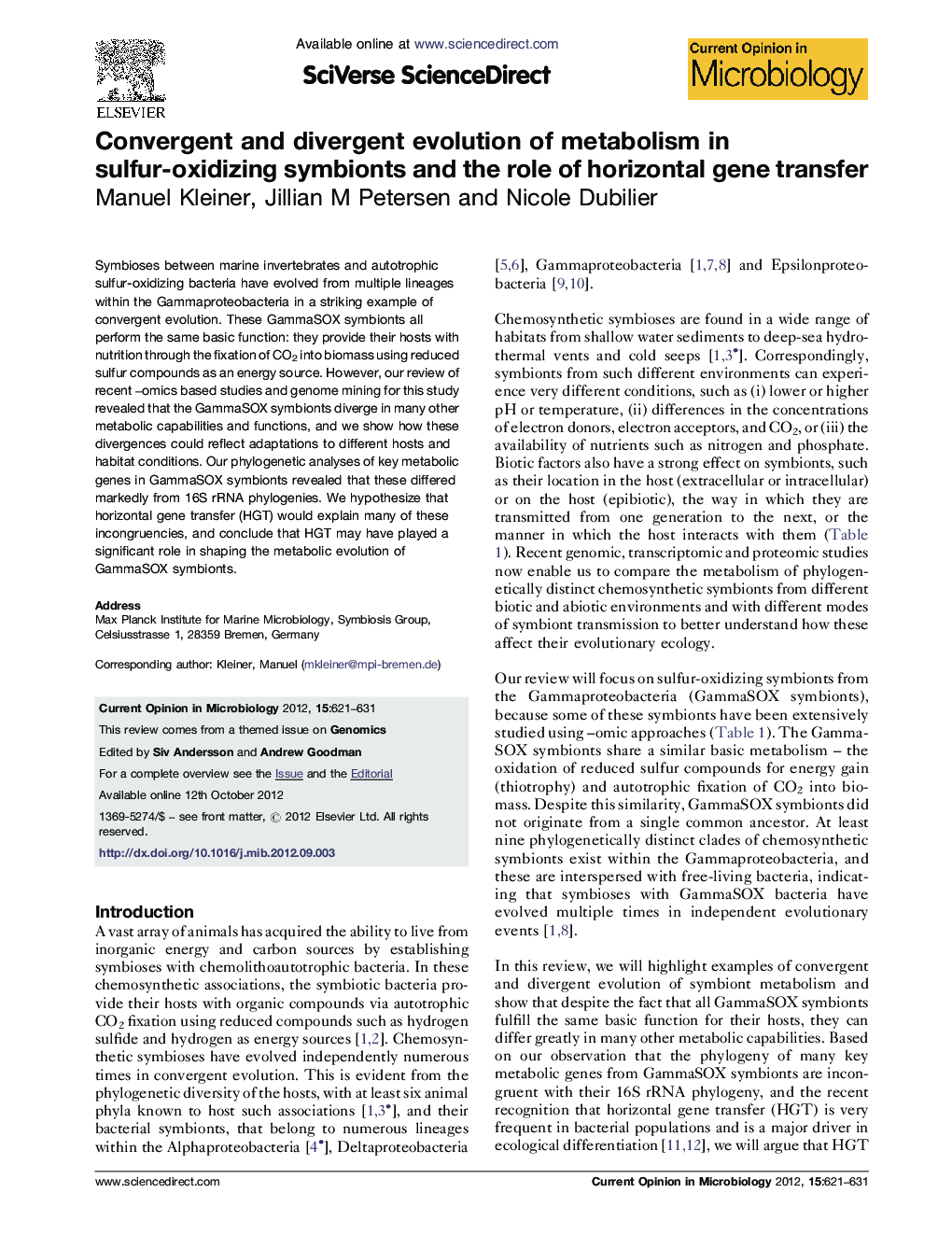 Convergent and divergent evolution of metabolism in sulfur-oxidizing symbionts and the role of horizontal gene transfer