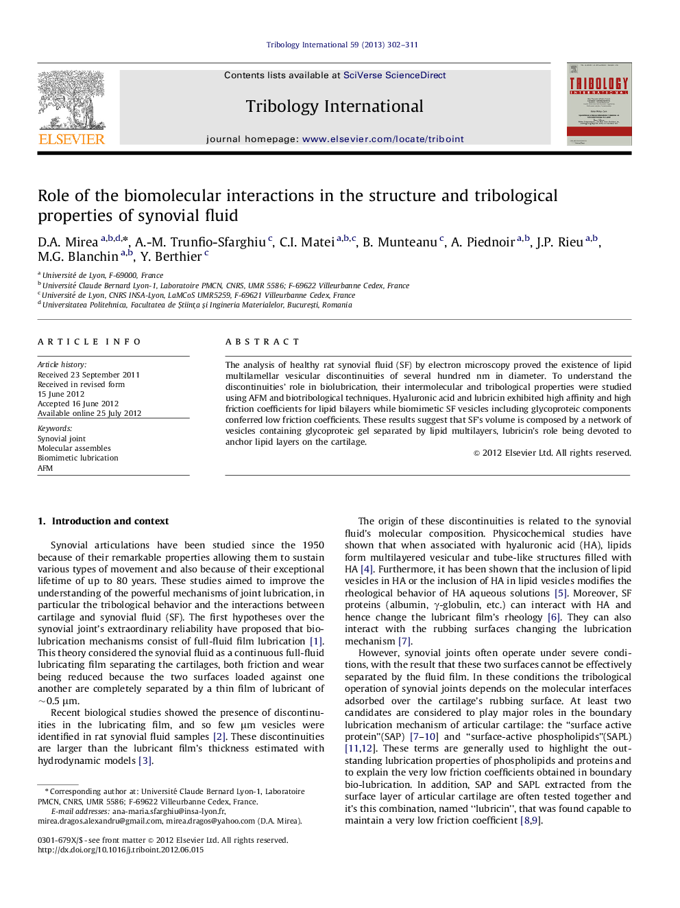 Role of the biomolecular interactions in the structure and tribological properties of synovial fluid