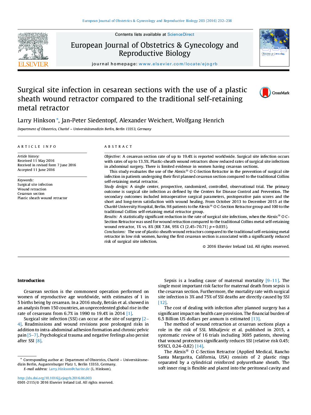 Surgical site infection in cesarean sections with the use of a plastic sheath wound retractor compared to the traditional self-retaining metal retractor