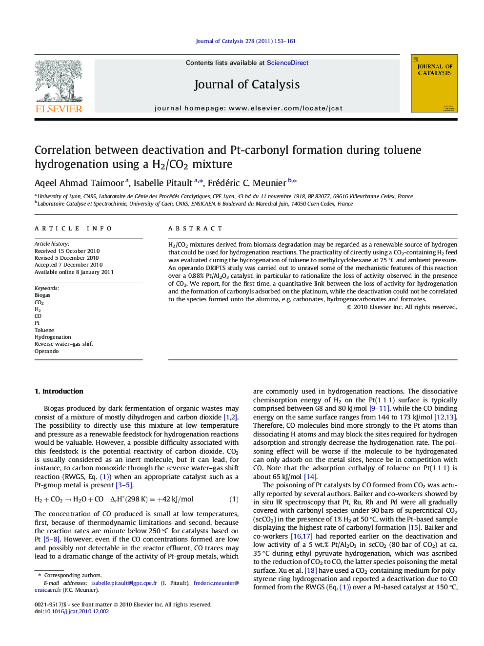 Correlation between deactivation and Pt-carbonyl formation during toluene hydrogenation using a H2/CO2 mixture