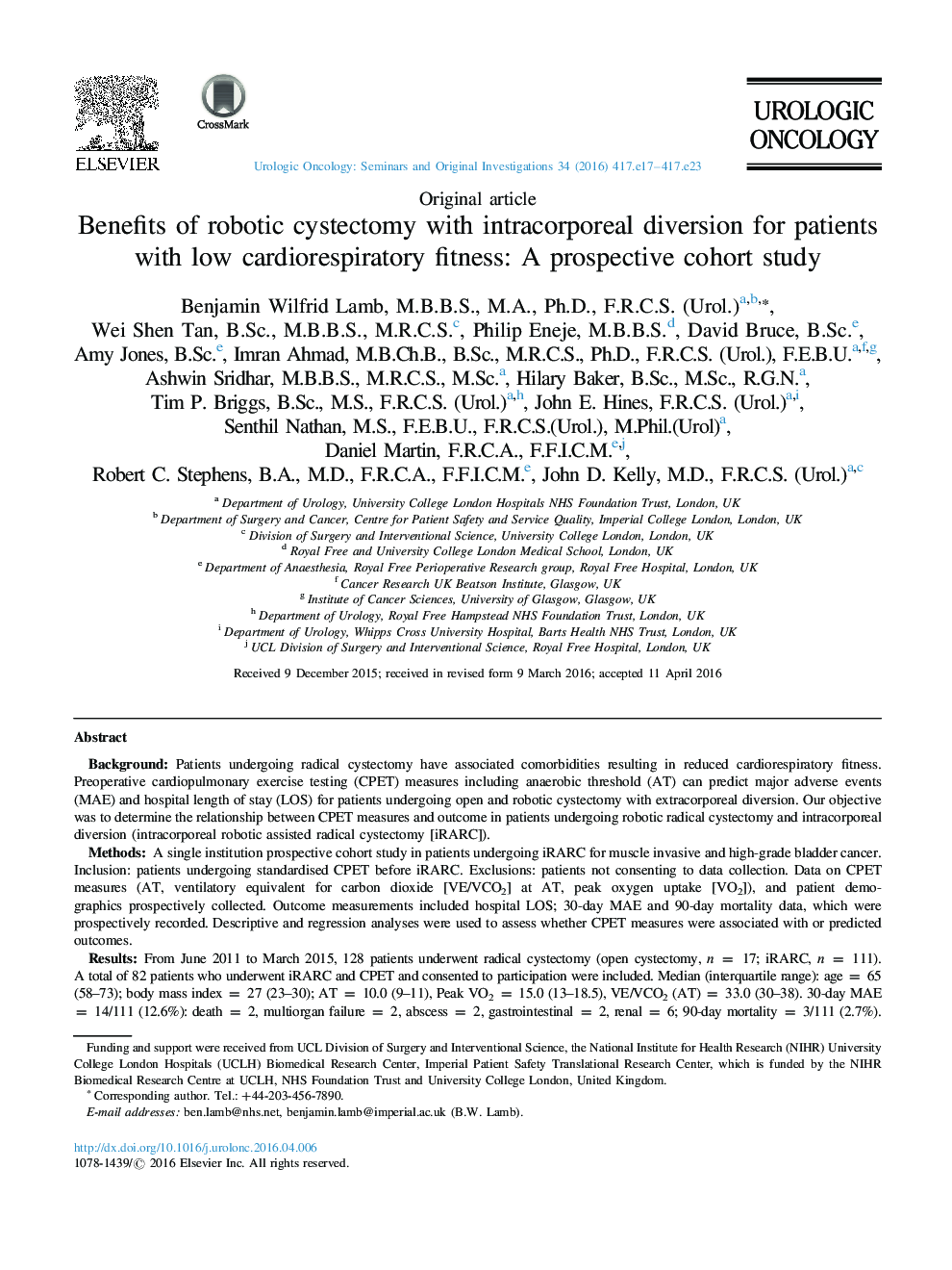 Benefits of robotic cystectomy with intracorporeal diversion for patients with low cardiorespiratory fitness: A prospective cohort study