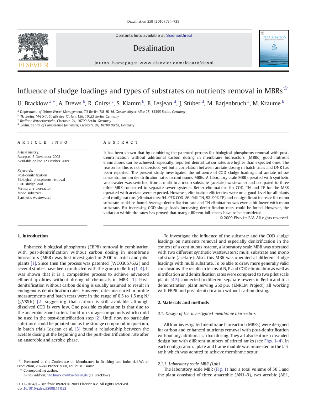 Influence of sludge loadings and types of substrates on nutrients removal in MBRs 