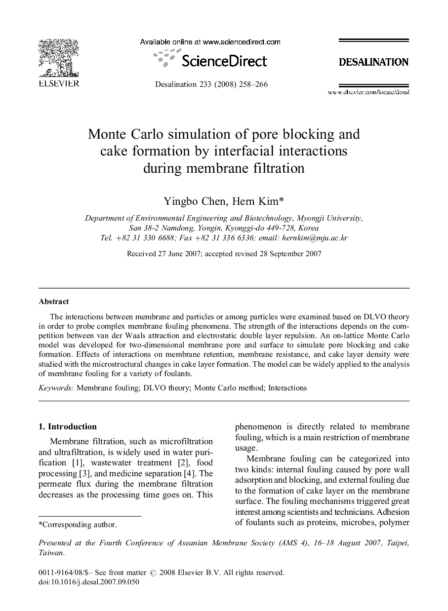 Monte Carlo simulation of pore blocking and cake formation by interfacial interactions during membrane filtration