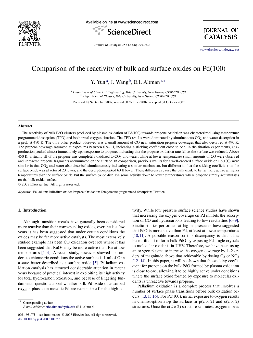 Comparison of the reactivity of bulk and surface oxides on Pd(100)