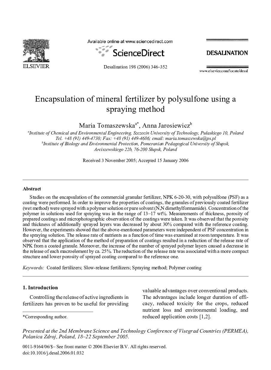 Encapsulation of mineral fertilizer by polysulfone using a spraying method