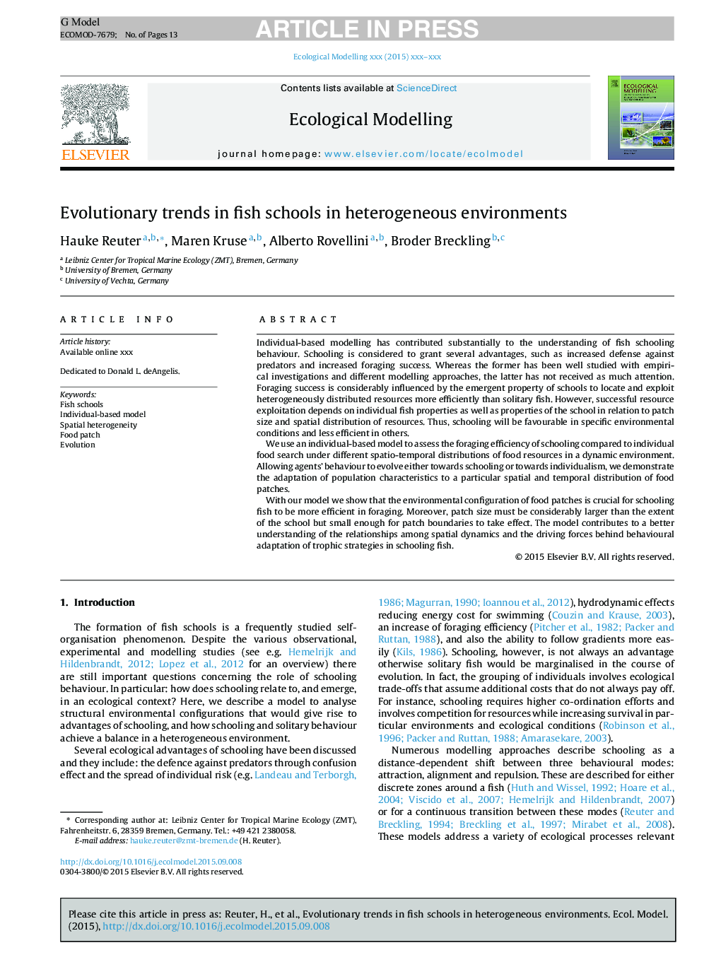 Evolutionary trends in fish schools in heterogeneous environments