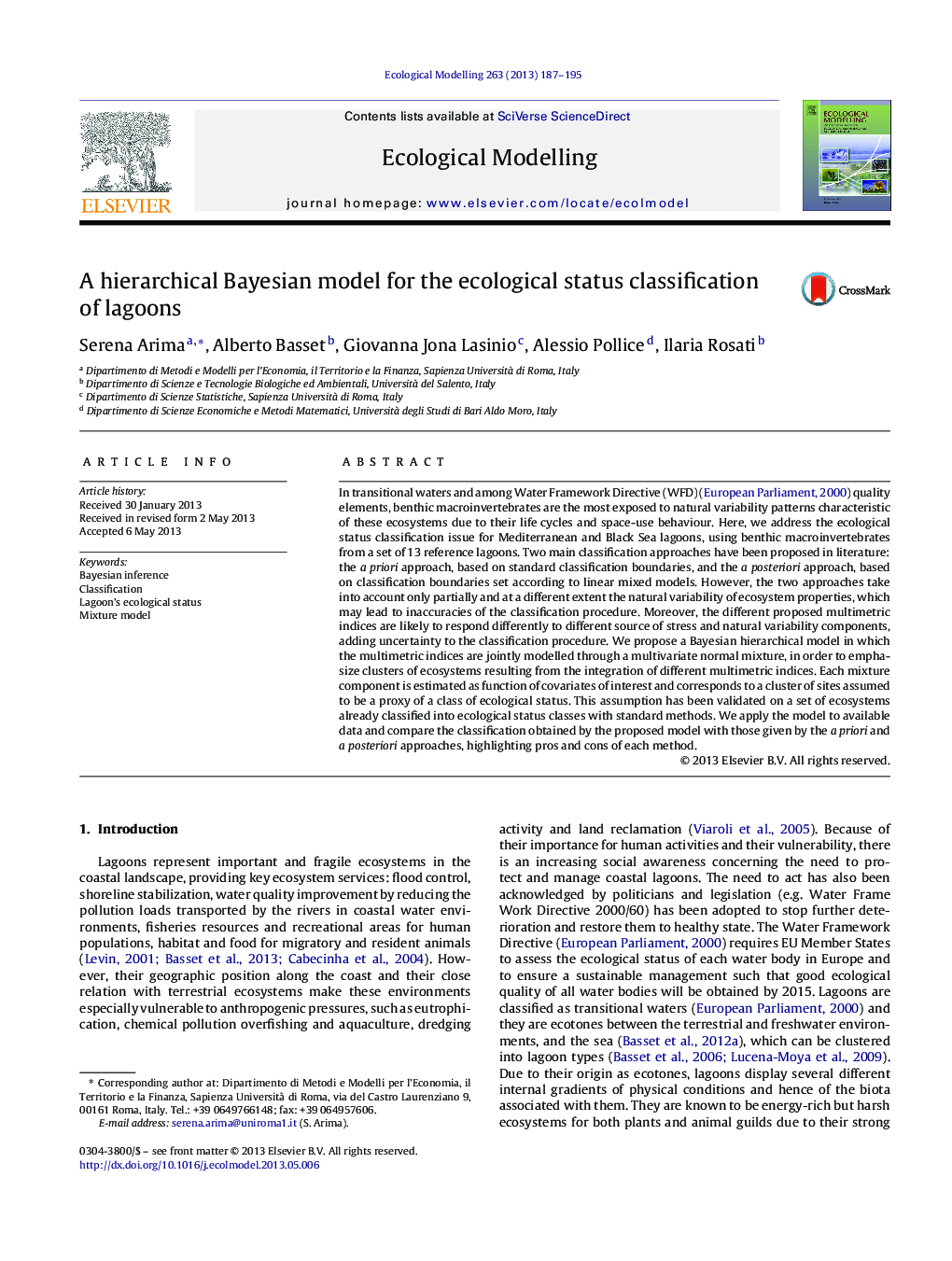 A hierarchical Bayesian model for the ecological status classification of lagoons