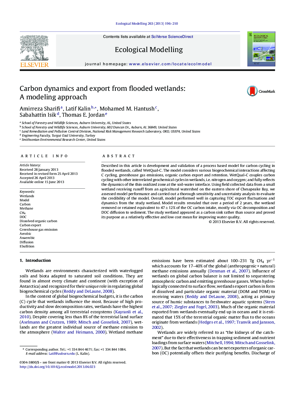 Carbon dynamics and export from flooded wetlands: A modeling approach