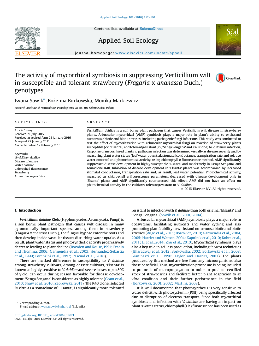 The activity of mycorrhizal symbiosis in suppressing Verticillium wilt in susceptible and tolerant strawberry (Fragaria x ananassa Duch.) genotypes