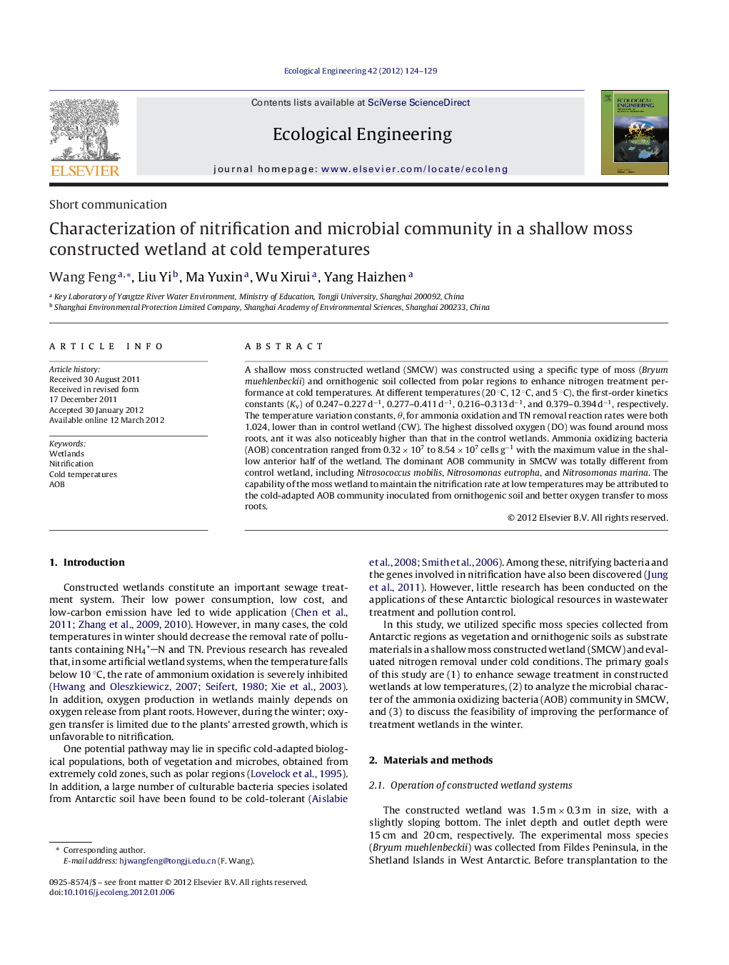 Short communicationCharacterization of nitrification and microbial community in a shallow moss constructed wetland at cold temperatures