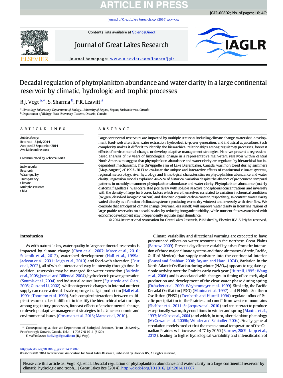 Decadal regulation of phytoplankton abundance and water clarity in a large continental reservoir by climatic, hydrologic and trophic processes