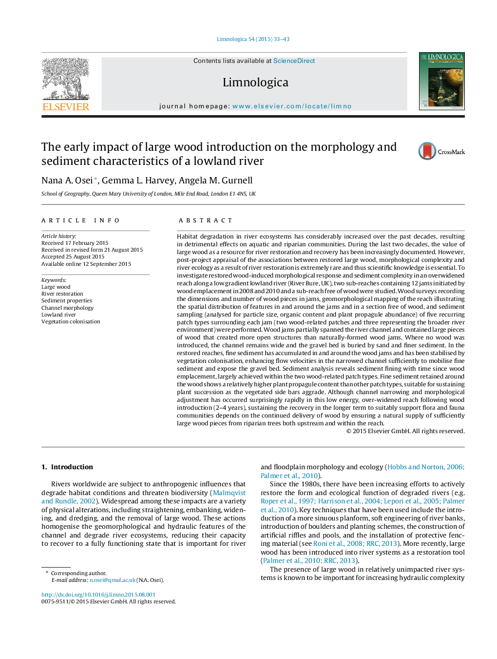 The early impact of large wood introduction on the morphology and sediment characteristics of a lowland river