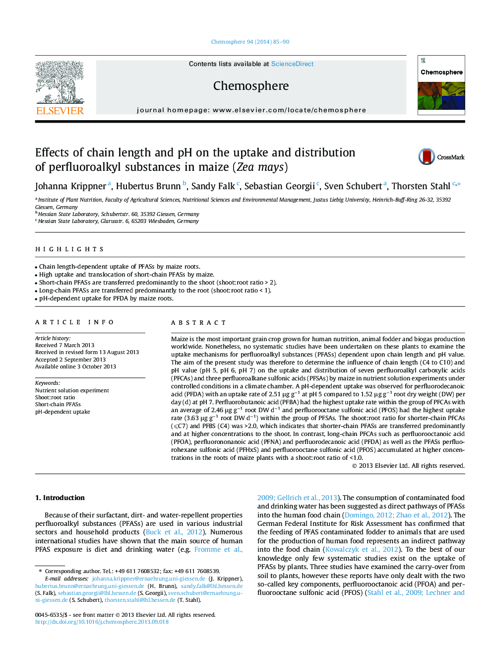 Effects of chain length and pH on the uptake and distribution of perfluoroalkyl substances in maize (Zea mays)