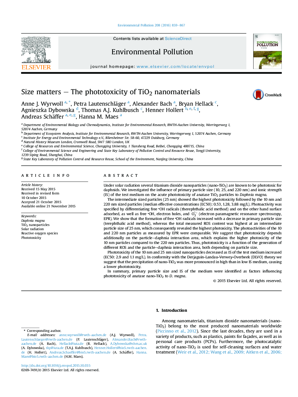 Size matters - The phototoxicity of TiO2 nanomaterials