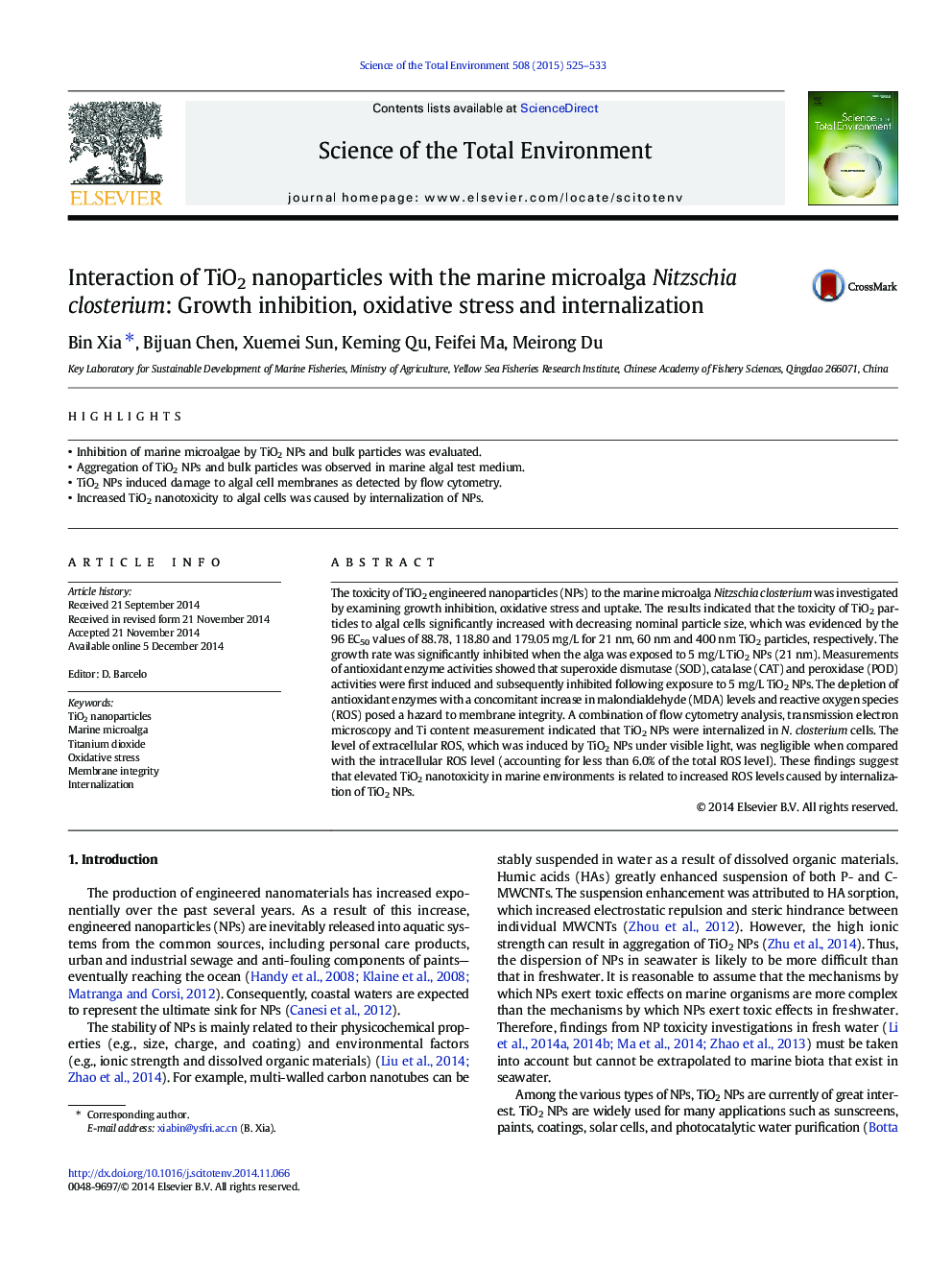 Interaction of TiO2 nanoparticles with the marine microalga Nitzschia closterium: Growth inhibition, oxidative stress and internalization