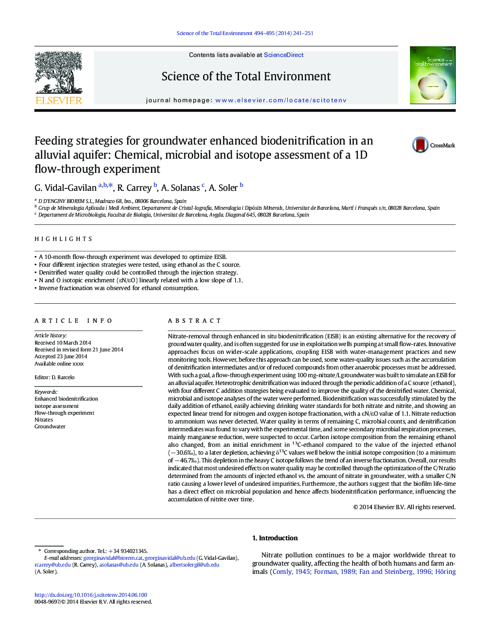 Feeding strategies for groundwater enhanced biodenitrification in an alluvial aquifer: Chemical, microbial and isotope assessment of a 1D flow-through experiment