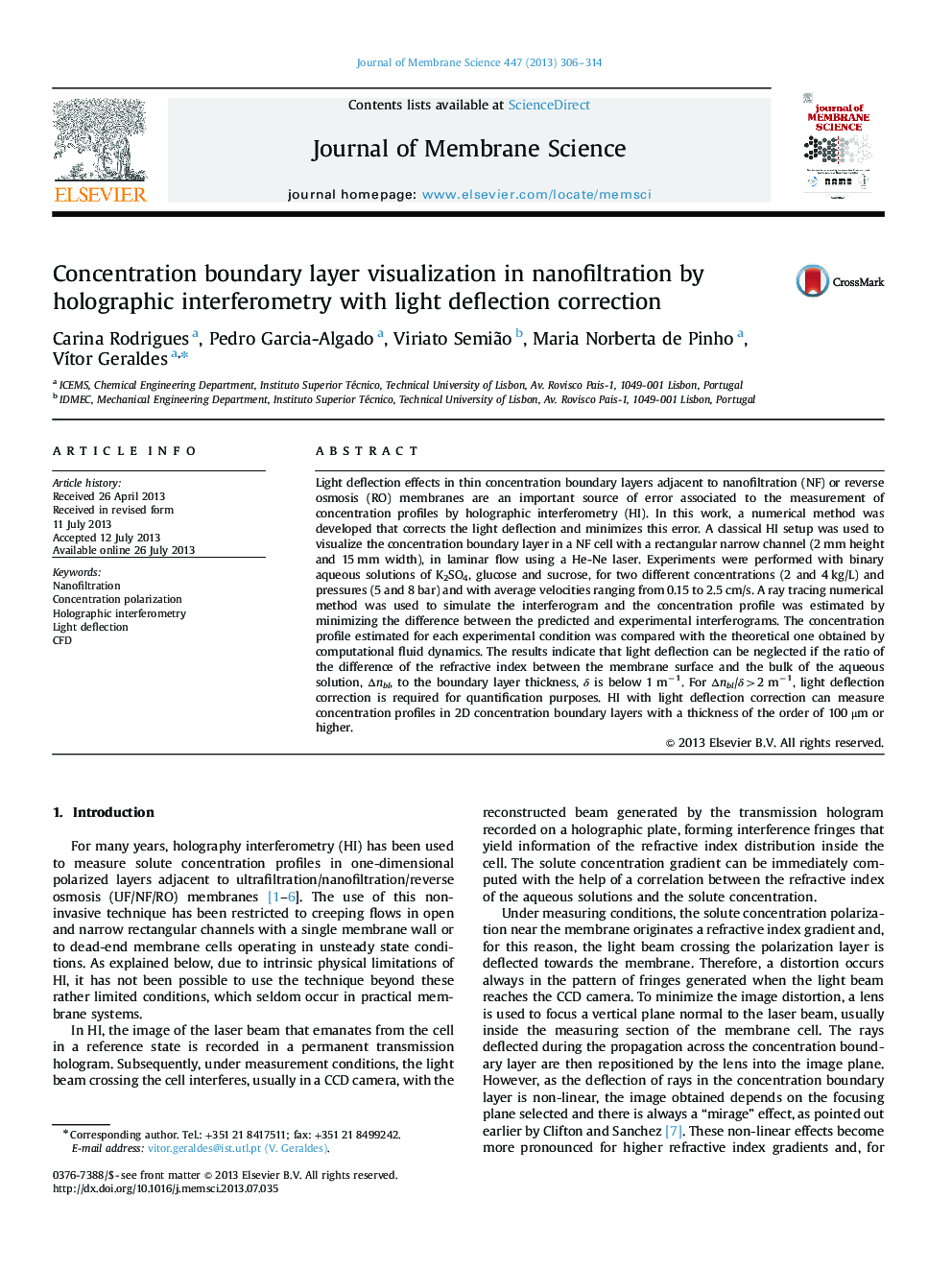 Concentration boundary layer visualization in nanofiltration by holographic interferometry with light deflection correction