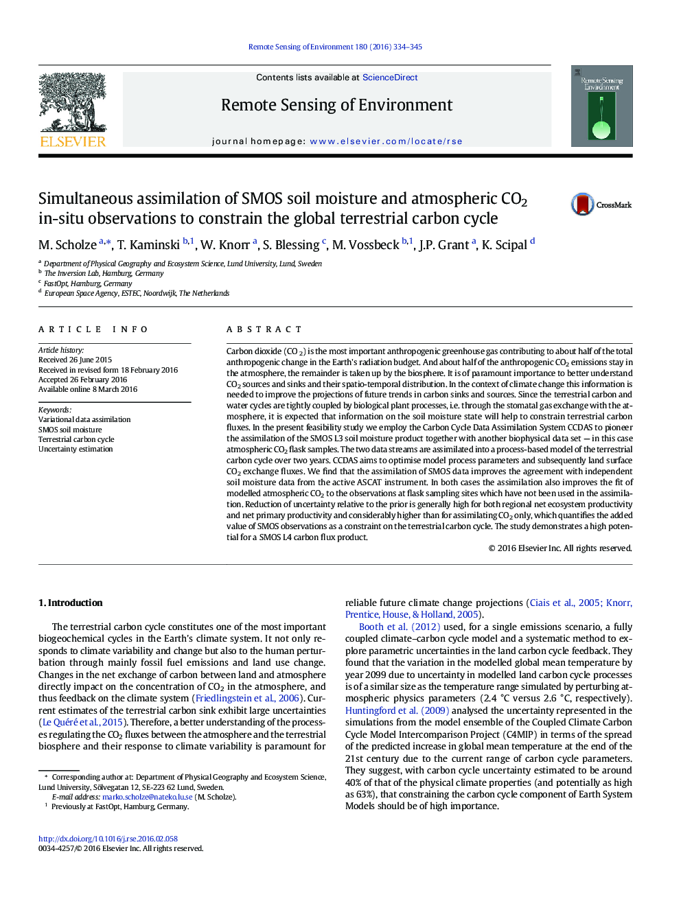 Simultaneous assimilation of SMOS soil moisture and atmospheric CO2 in-situ observations to constrain the global terrestrial carbon cycle