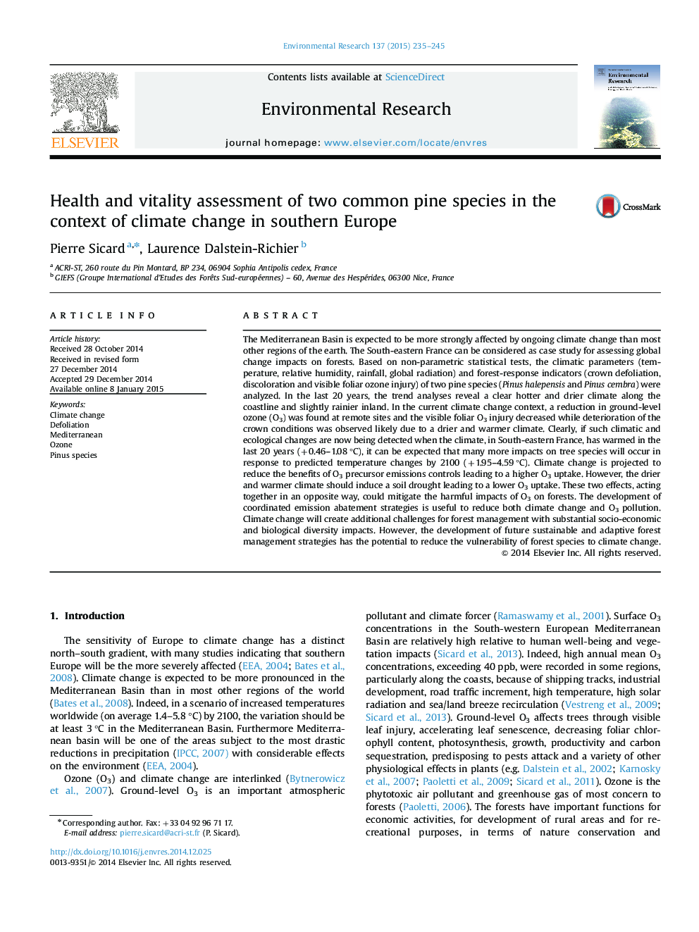 Health and vitality assessment of two common pine species in the context of climate change in southern Europe