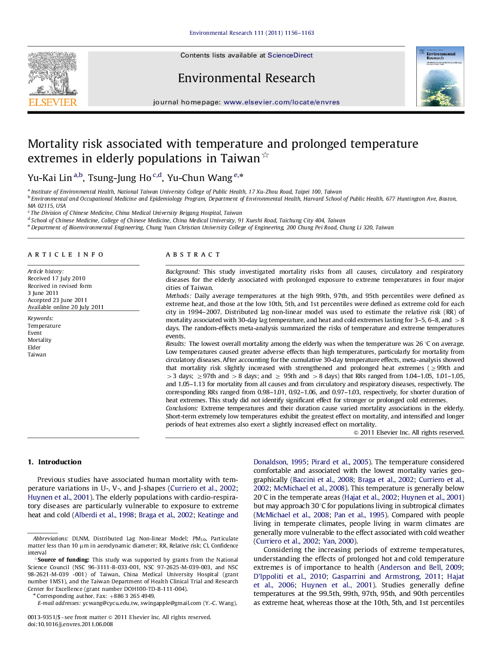 Mortality risk associated with temperature and prolonged temperature extremes in elderly populations in Taiwan