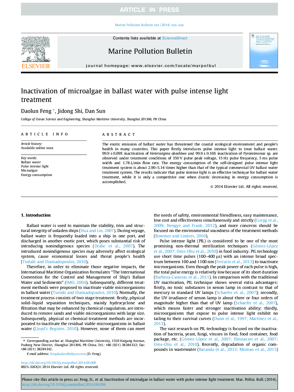 Inactivation of microalgae in ballast water with pulse intense light treatment