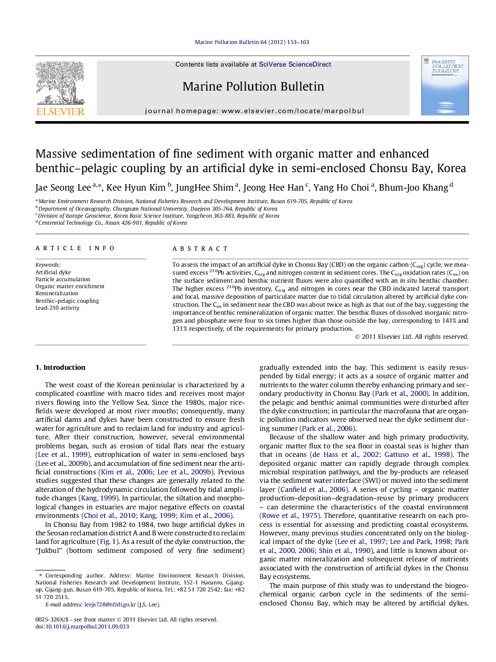 Massive sedimentation of fine sediment with organic matter and enhanced benthic-pelagic coupling by an artificial dyke in semi-enclosed Chonsu Bay, Korea