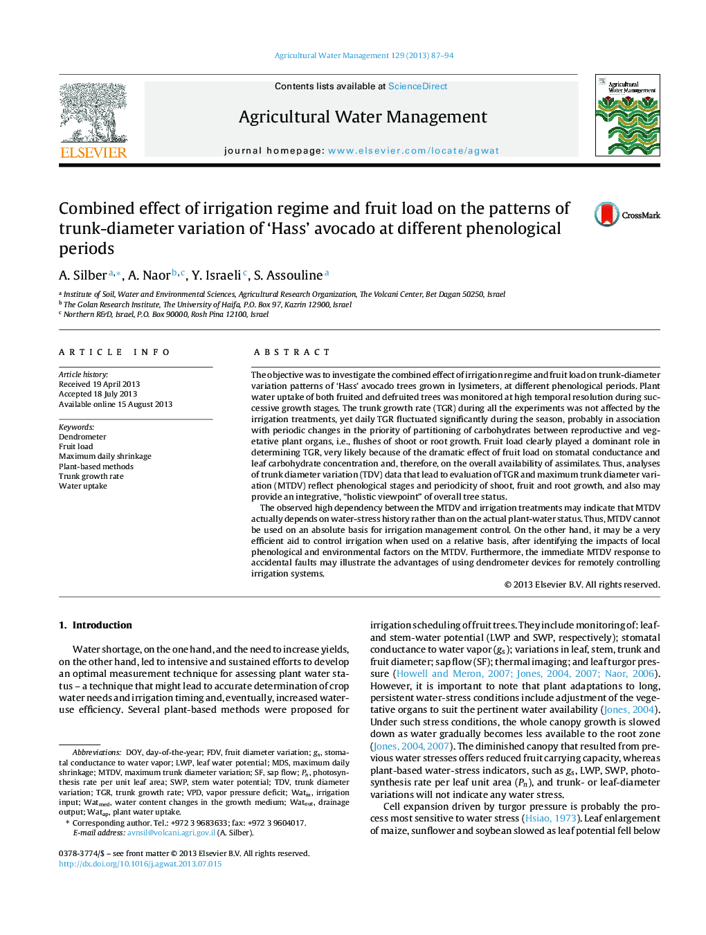 Combined effect of irrigation regime and fruit load on the patterns of trunk-diameter variation of 'Hass' avocado at different phenological periods