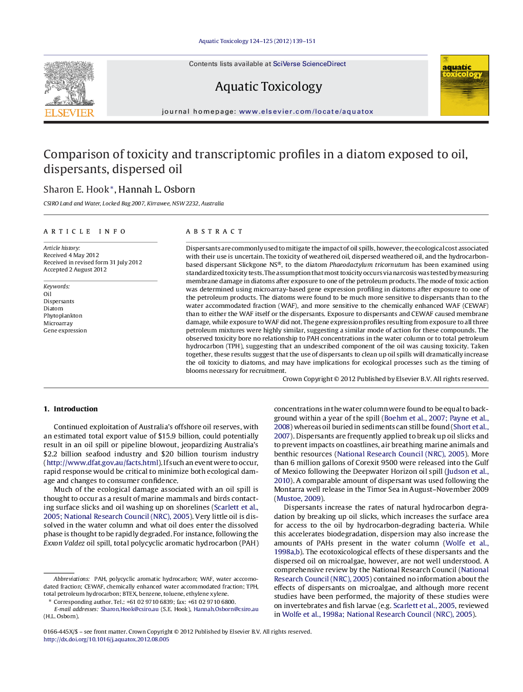 Comparison of toxicity and transcriptomic profiles in a diatom exposed to oil, dispersants, dispersed oil