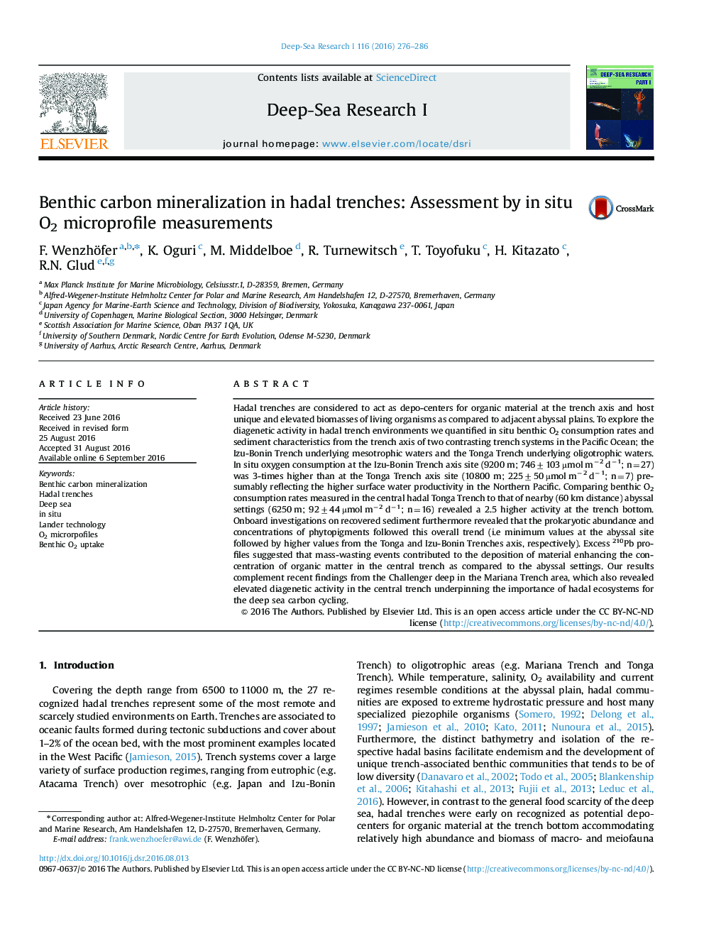 Benthic carbon mineralization in hadal trenches: Assessment by in situ O2 microprofile measurements