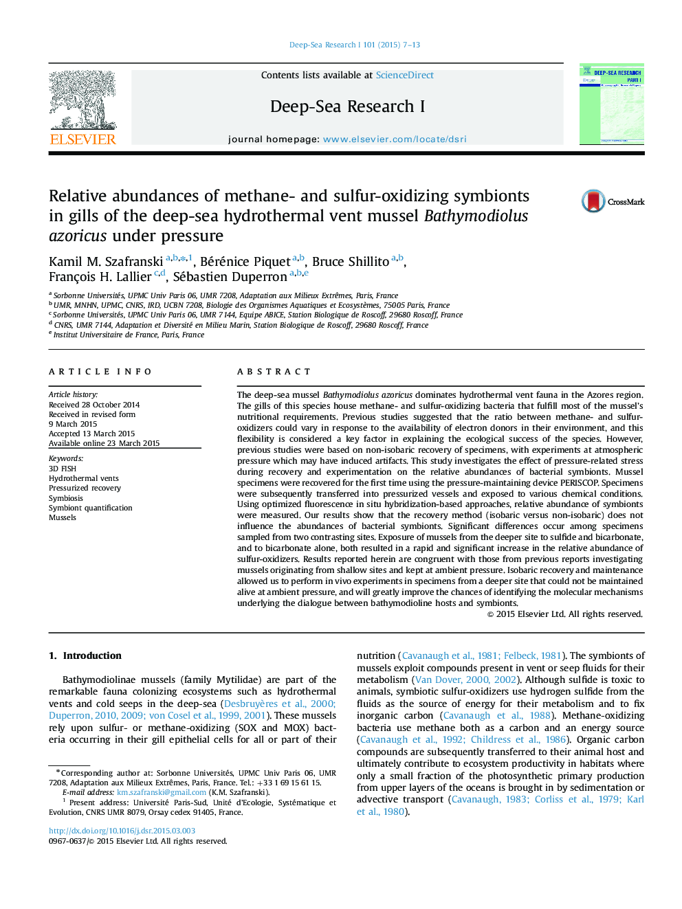 Relative abundances of methane- and sulfur-oxidizing symbionts in gills of the deep-sea hydrothermal vent mussel Bathymodiolus azoricus under pressure