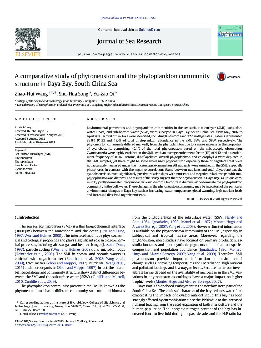 A comparative study of phytoneuston and the phytoplankton community structure in Daya Bay, South China Sea