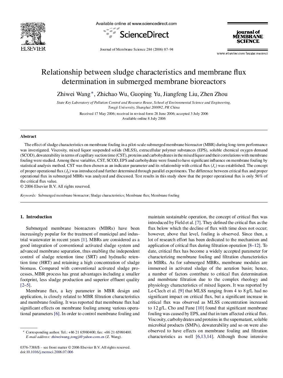 Relationship between sludge characteristics and membrane flux determination in submerged membrane bioreactors