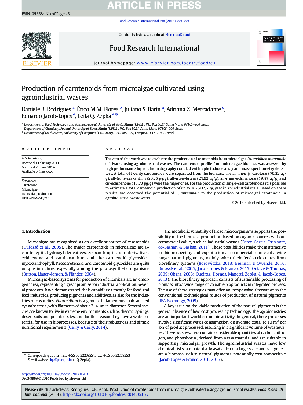 Production of carotenoids from microalgae cultivated using agroindustrial wastes