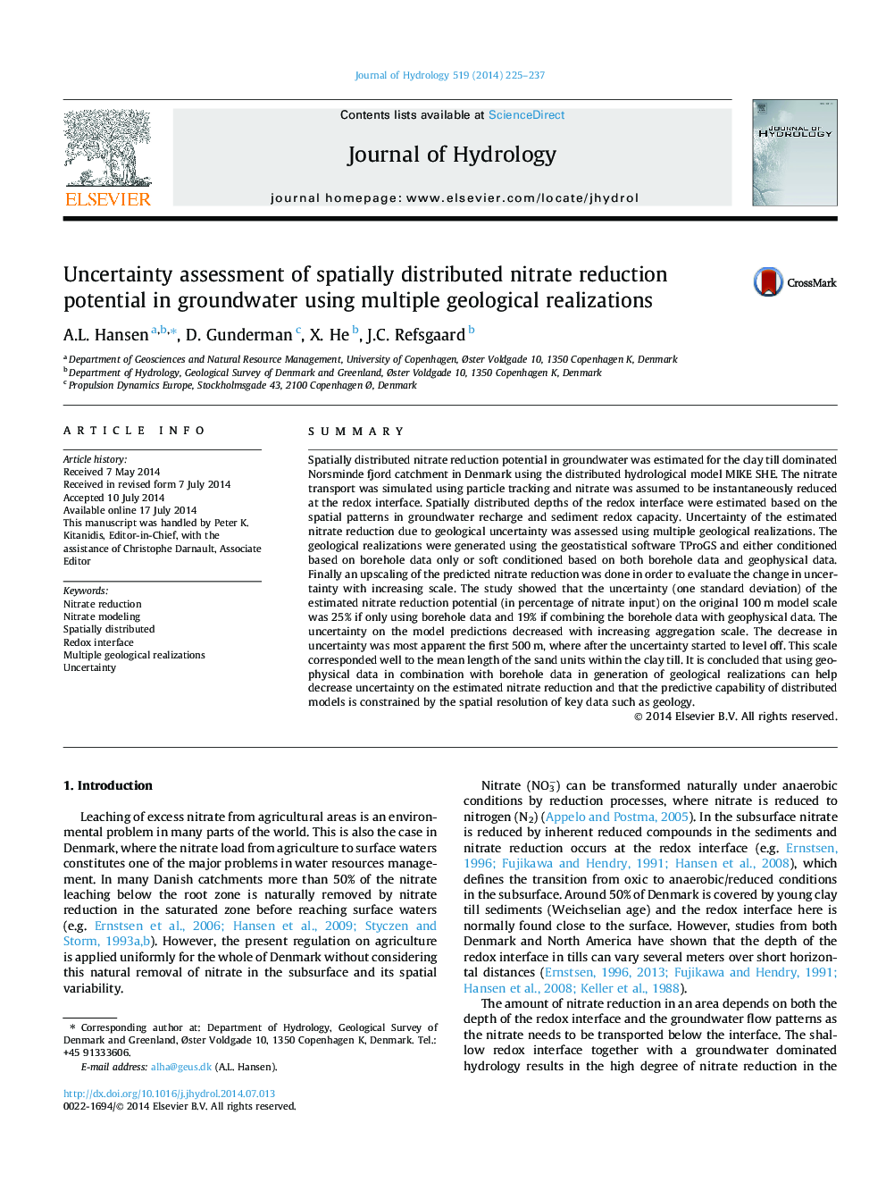 Uncertainty assessment of spatially distributed nitrate reduction potential in groundwater using multiple geological realizations