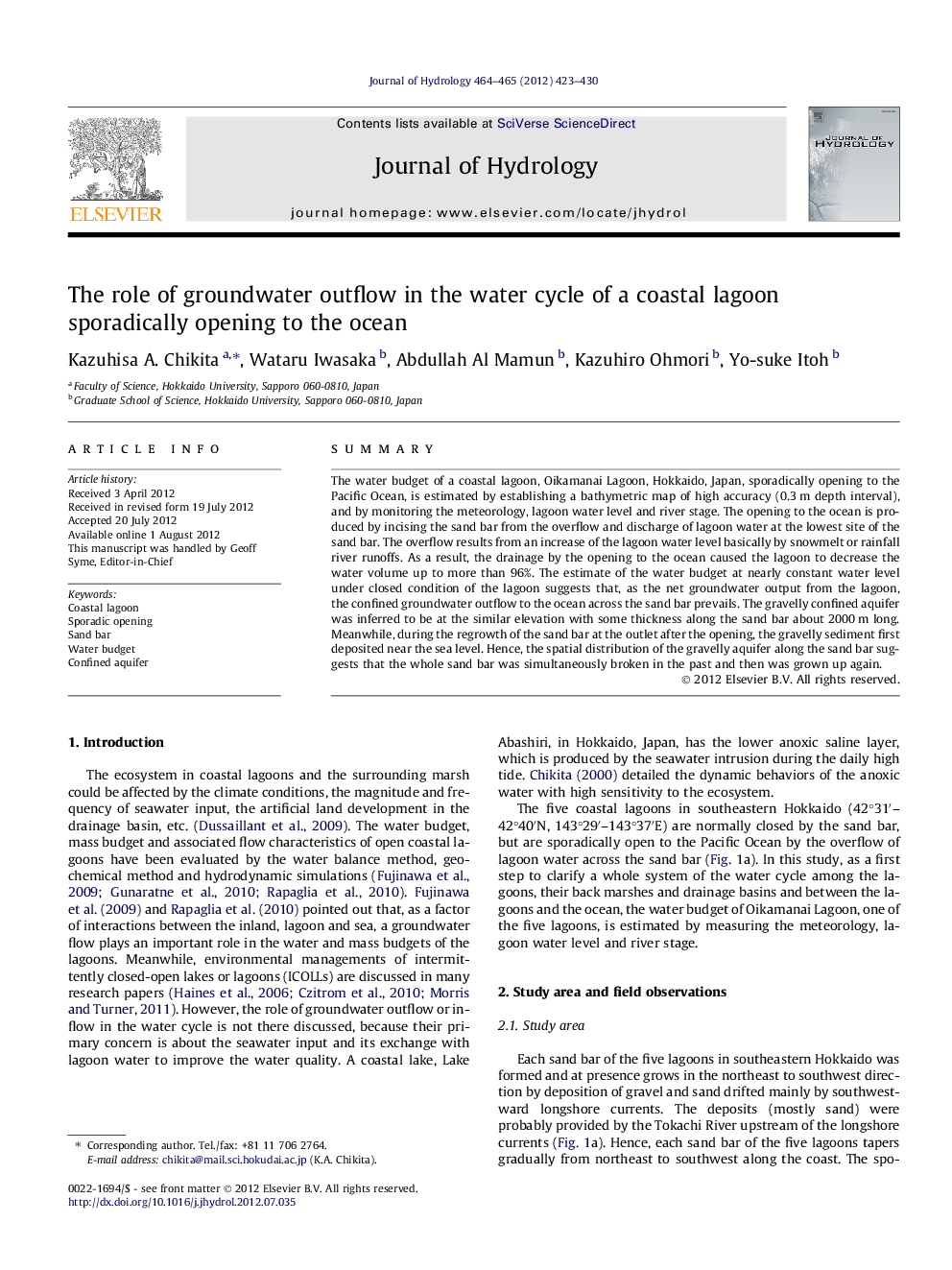 The role of groundwater outflow in the water cycle of a coastal lagoon sporadically opening to the ocean