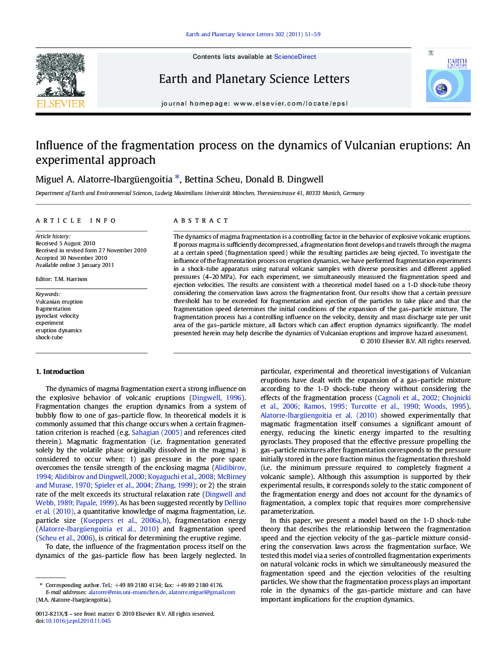 Influence of the fragmentation process on the dynamics of Vulcanian eruptions: An experimental approach