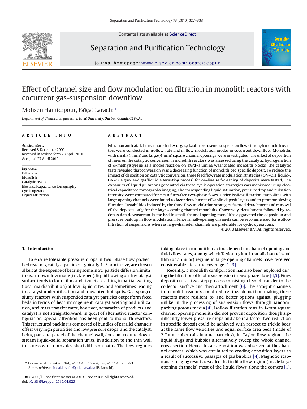 Effect of channel size and flow modulation on filtration in monolith reactors with cocurrent gas-suspension downflow