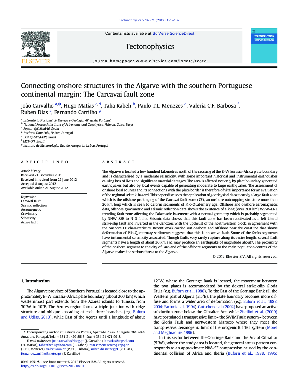 Connecting onshore structures in the Algarve with the southern Portuguese continental margin: The Carcavai fault zone