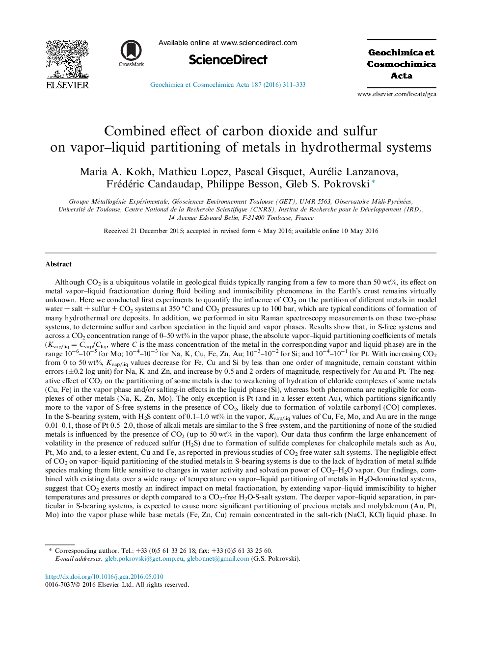 Combined effect of carbon dioxide and sulfur on vapor-liquid partitioning of metals in hydrothermal systems