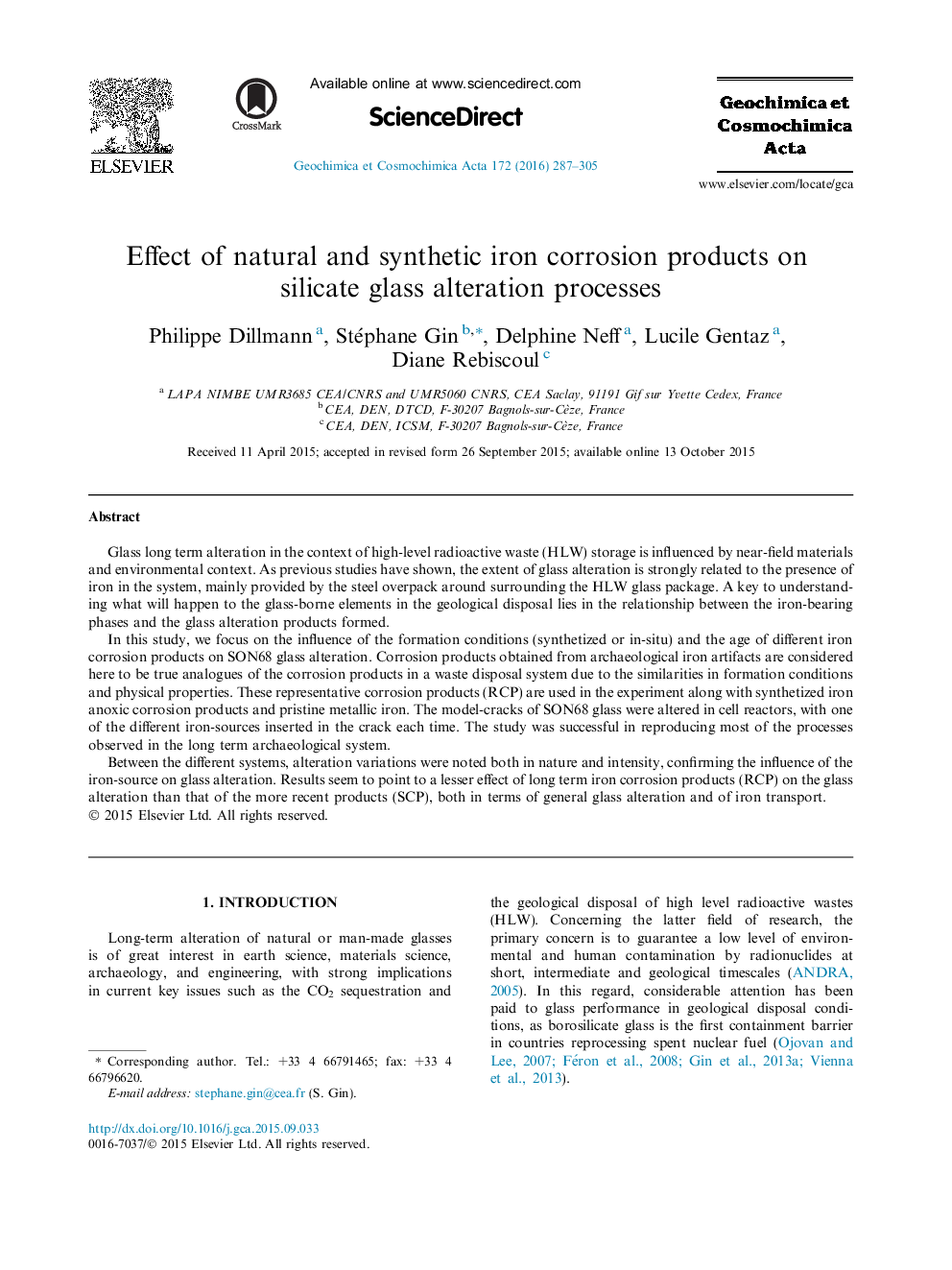 Effect of natural and synthetic iron corrosion products on silicate glass alteration processes