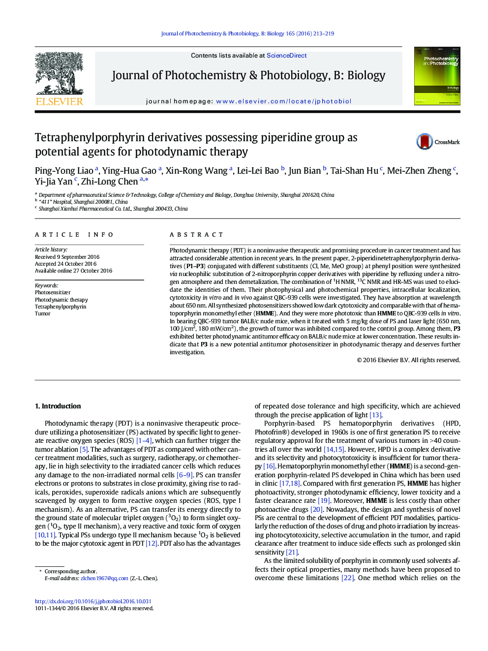 Tetraphenylporphyrin derivatives possessing piperidine group as potential agents for photodynamic therapy