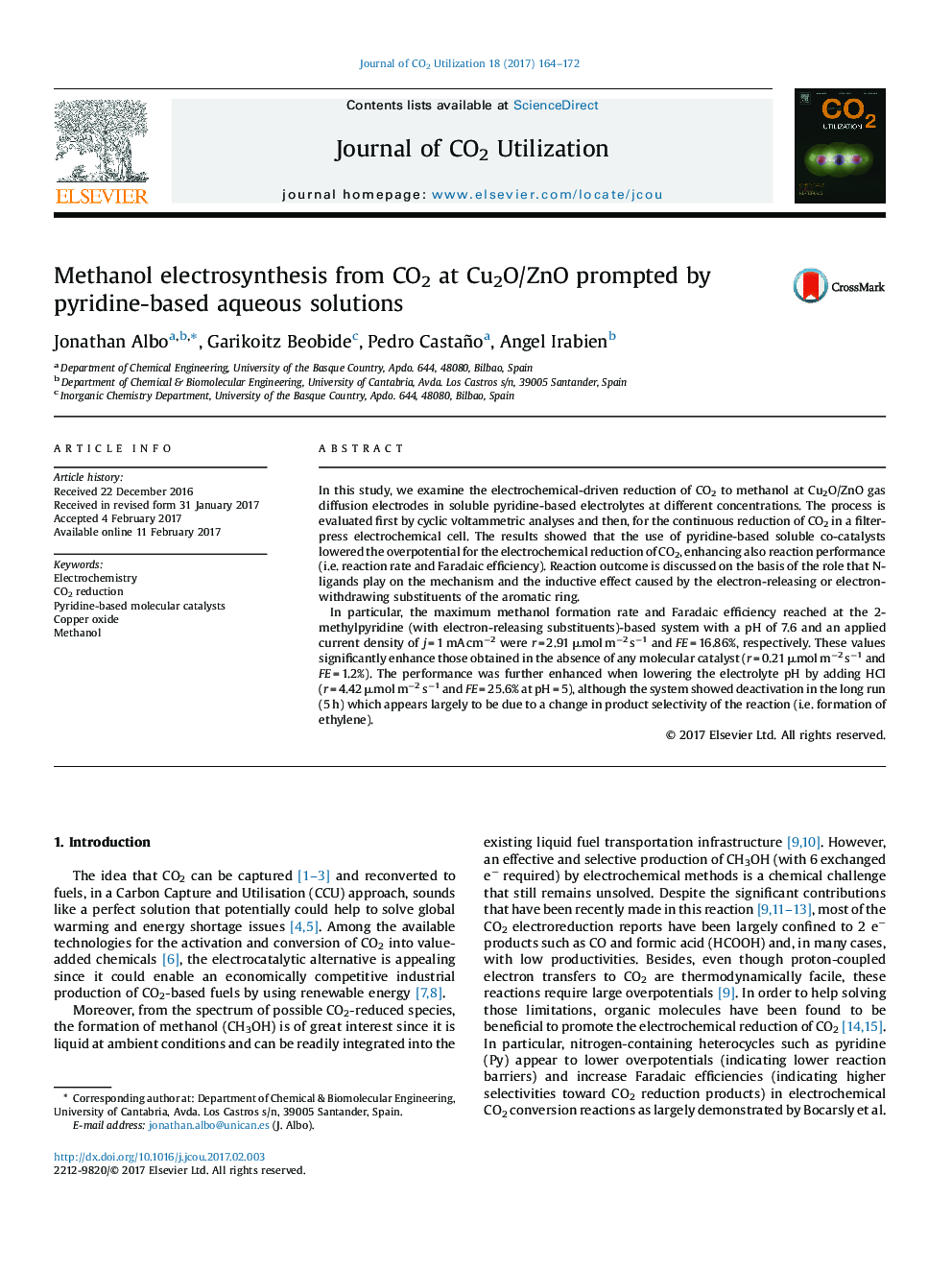 Methanol electrosynthesis from CO2 at Cu2O/ZnO prompted by pyridine-based aqueous solutions