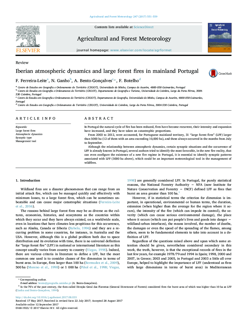 Iberian atmospheric dynamics and large forest fires in mainland Portugal