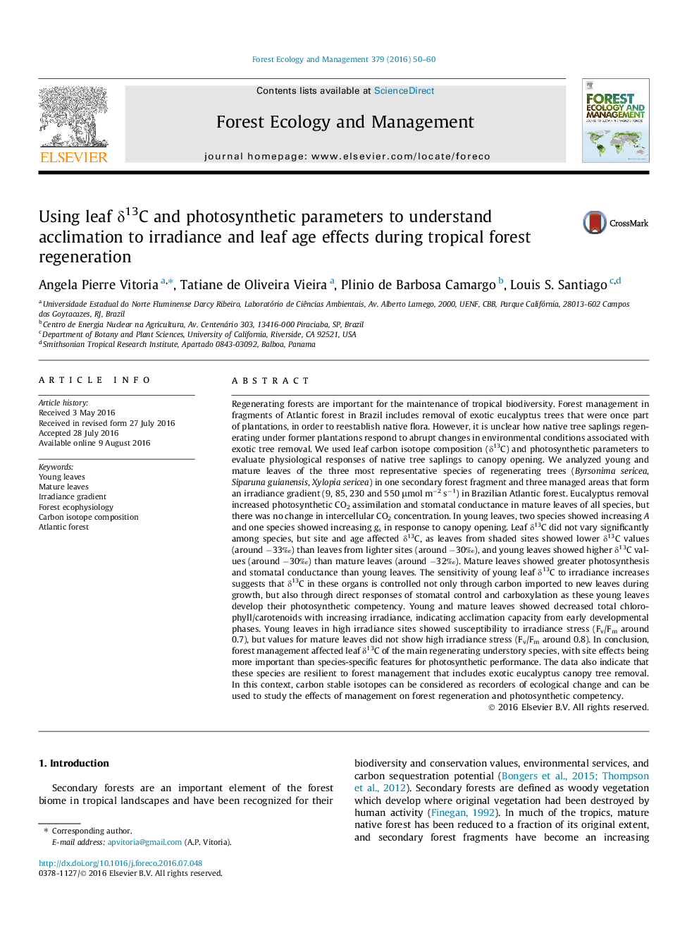 Using leaf δ13C and photosynthetic parameters to understand acclimation to irradiance and leaf age effects during tropical forest regeneration