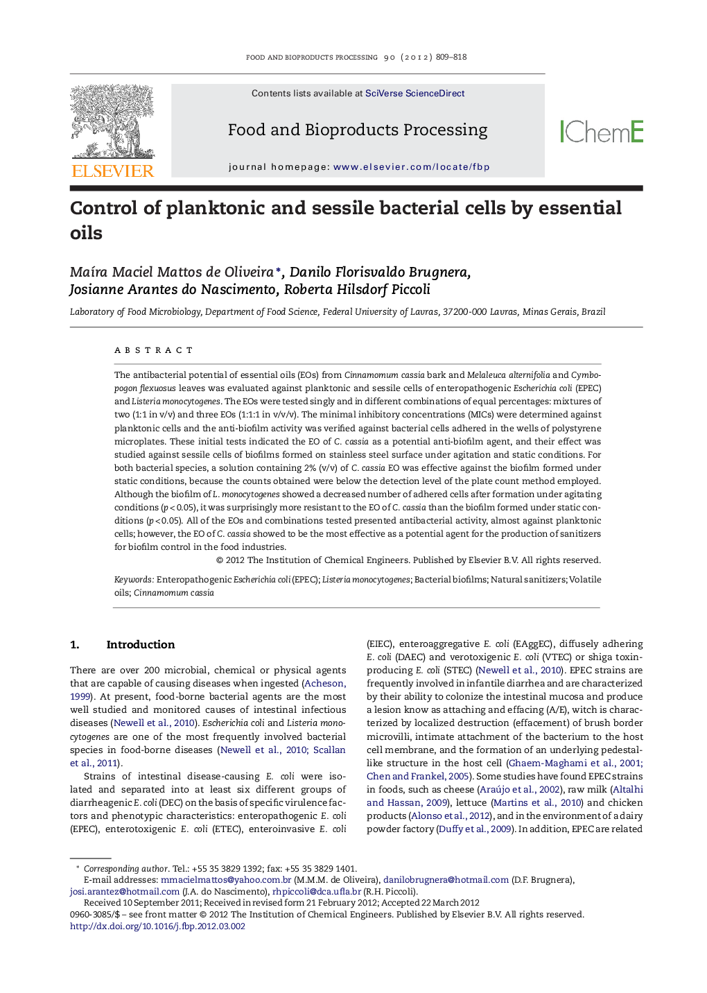 Control of planktonic and sessile bacterial cells by essential oils