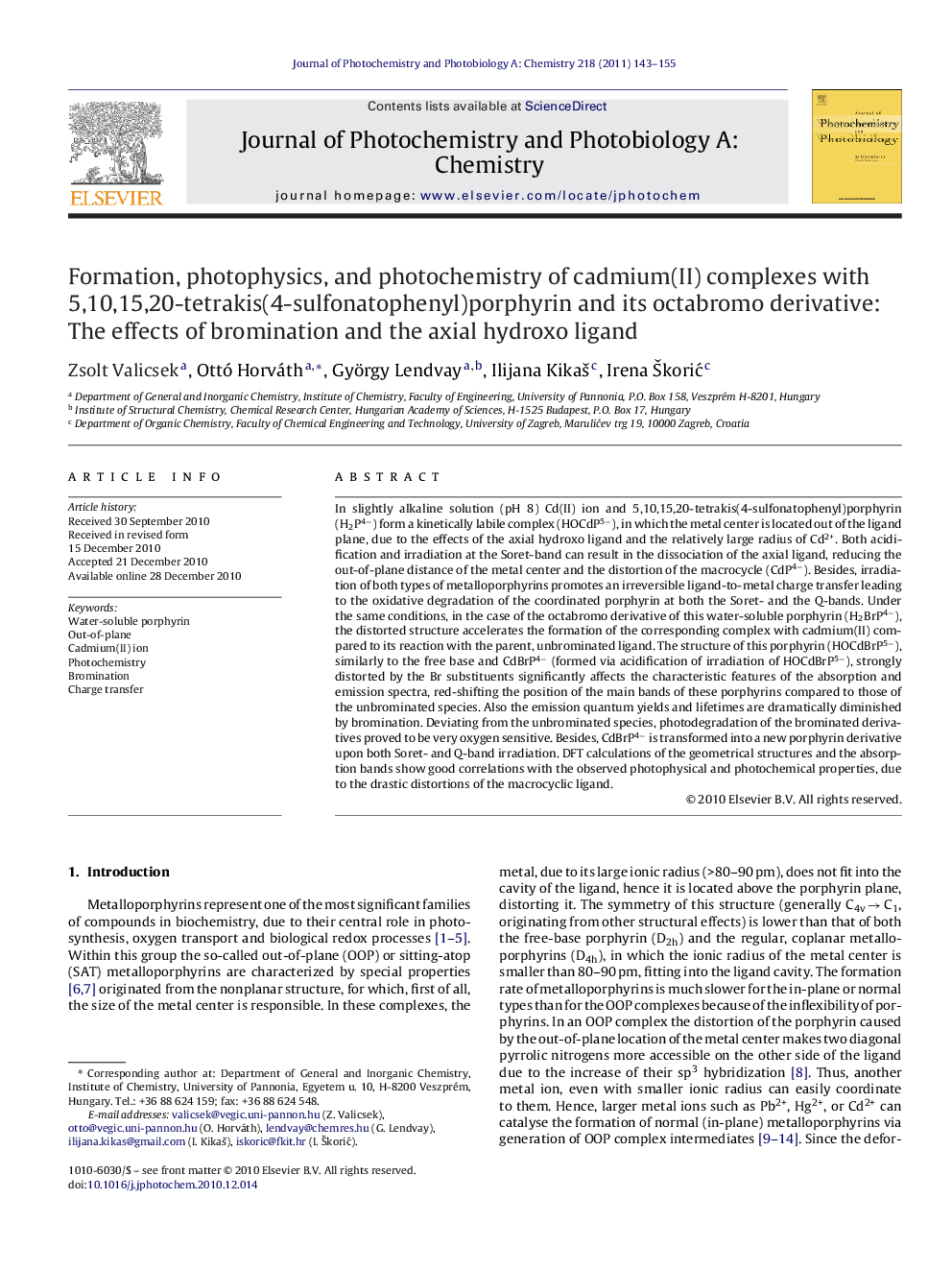 Formation, photophysics, and photochemistry of cadmium(II) complexes with 5,10,15,20-tetrakis(4-sulfonatophenyl)porphyrin and its octabromo derivative: The effects of bromination and the axial hydroxo ligand