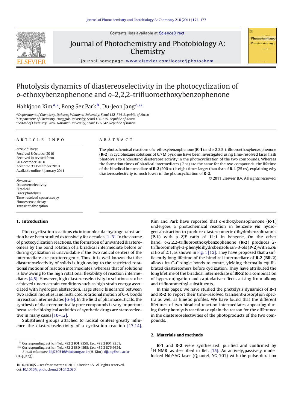 Photolysis dynamics of diastereoselectivity in the photocyclization of o-ethoxybenzophenone and o-2,2,2-trifluoroethoxybenzophenone